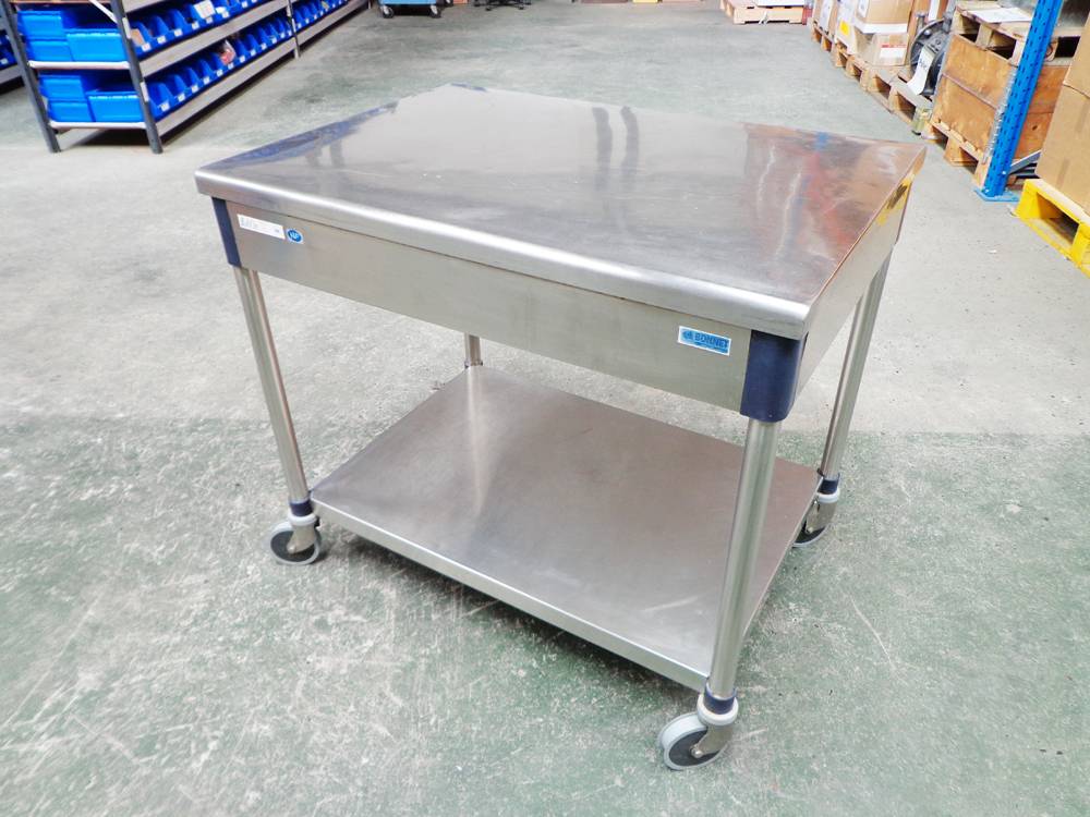 Bonnet Euro Tabl’in Series 200 A6 Hygienic Quality Stainless Steel Mobile Preparation Table.